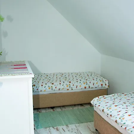 Negra Vendeghaz * Balatonfőkajár